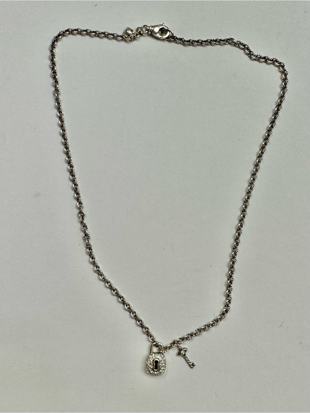 100% Authentic David Yurman Diamond & Sterling Padlock & Key Pendant Necklace - Picture 3 of 6